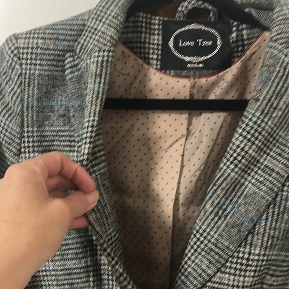 Tweed jacket with brown suede patches on the elbow’s - Picture 3 of 5
